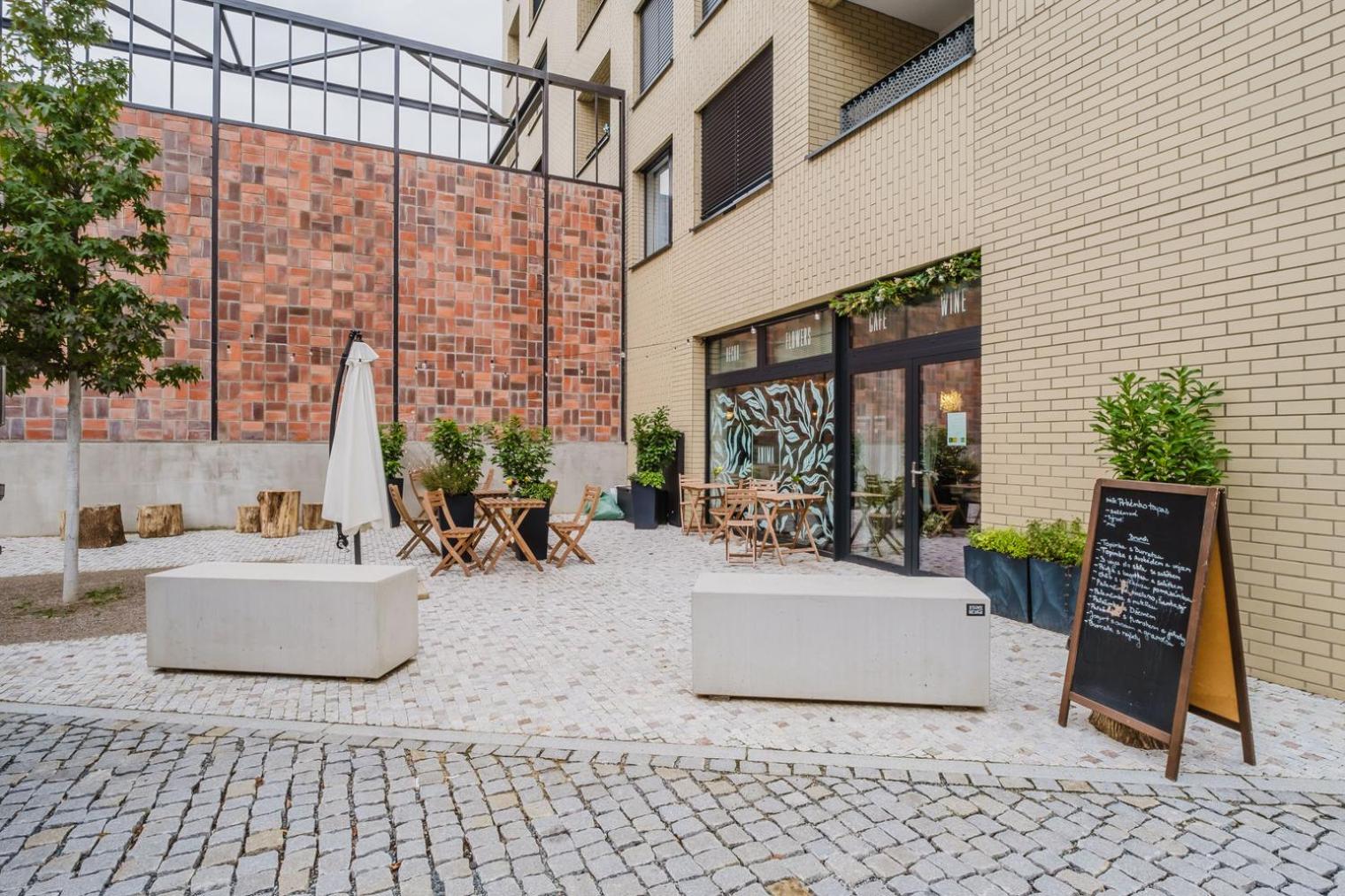Blueground Prague 7 furnished with balcony PRG-10