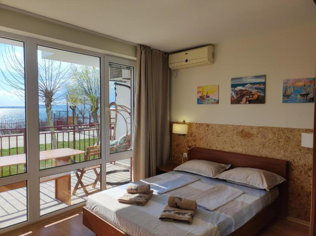 Aria private apartments in Fort Noks Grand Resort - Saint Vlas
