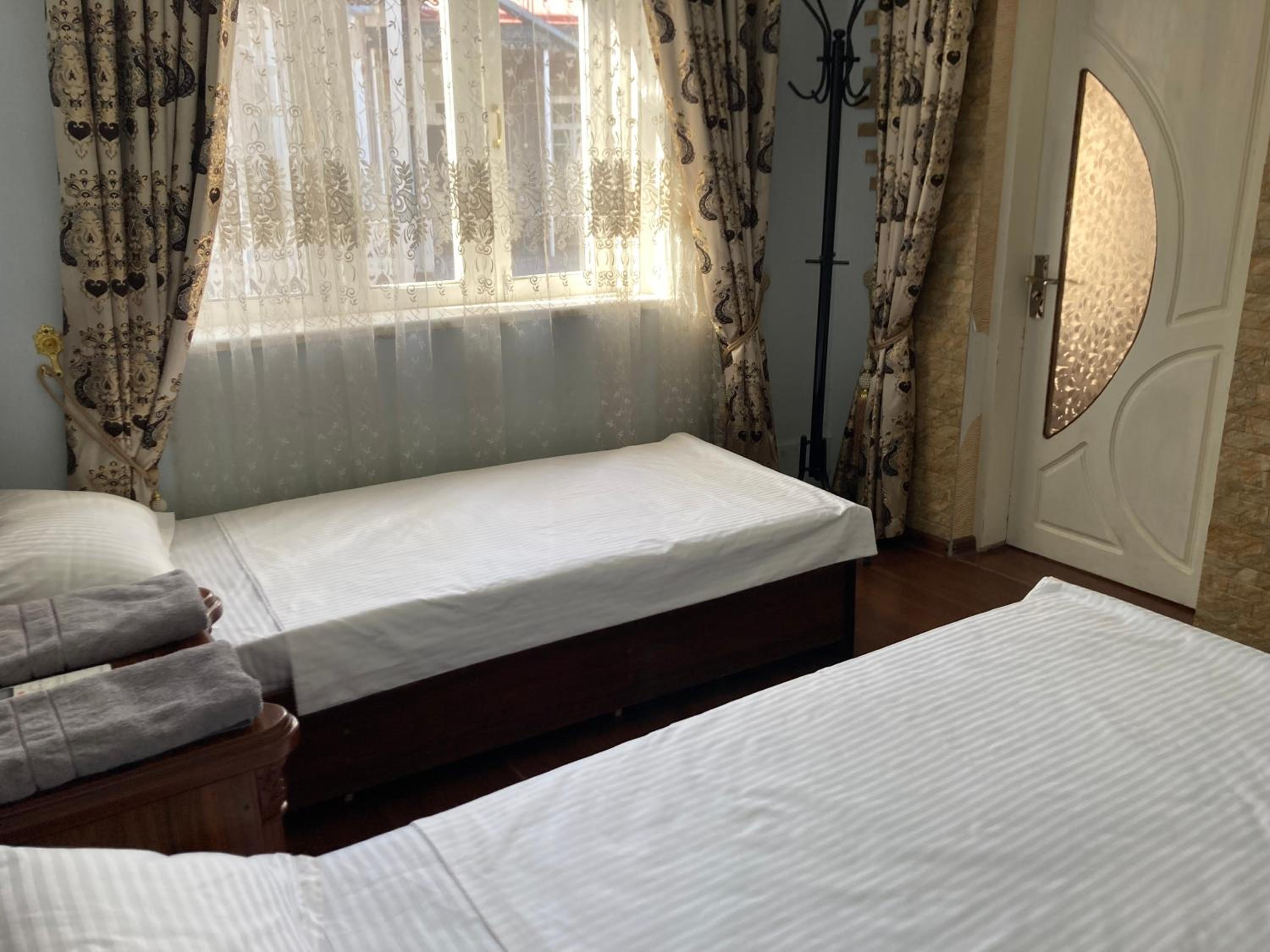 Guest house near Registan view 5