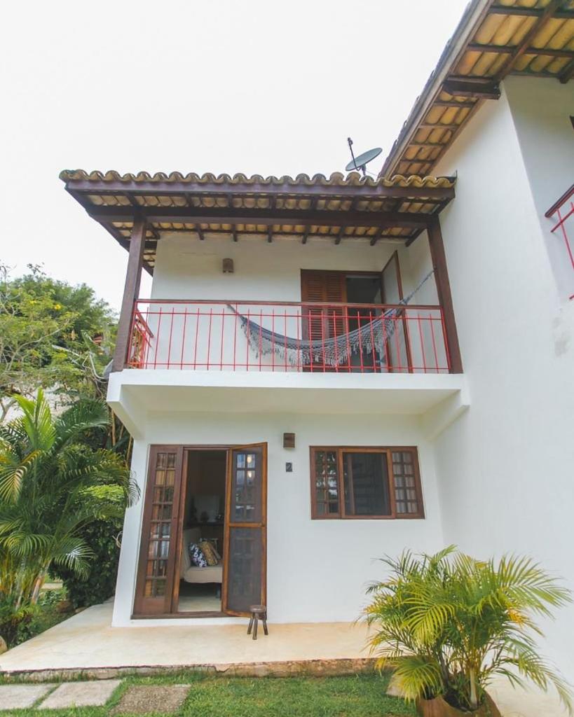 Casas Baepi em condomínio a 300m da praia