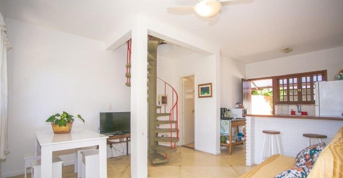 Casas Baepi em condomínio a 300m da praia