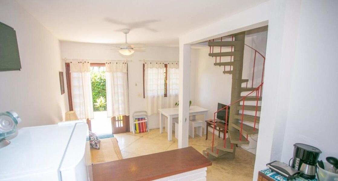 Casas Baepi em condomínio a 300m da praia
