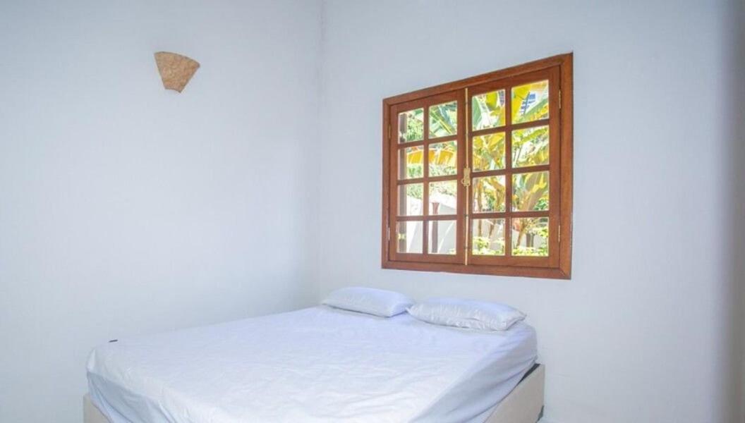Casas Baepi em condomínio a 300m da praia