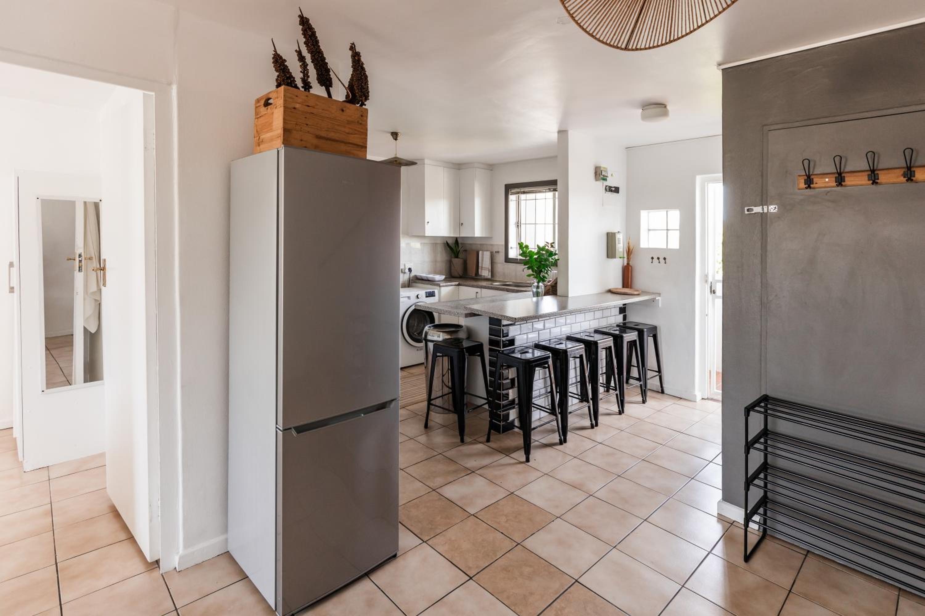 Silvertree Collective Spacious Central Apartment