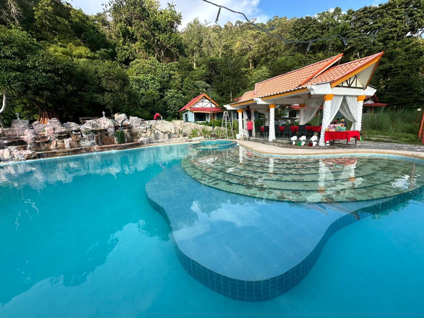 Koh Chang Resort