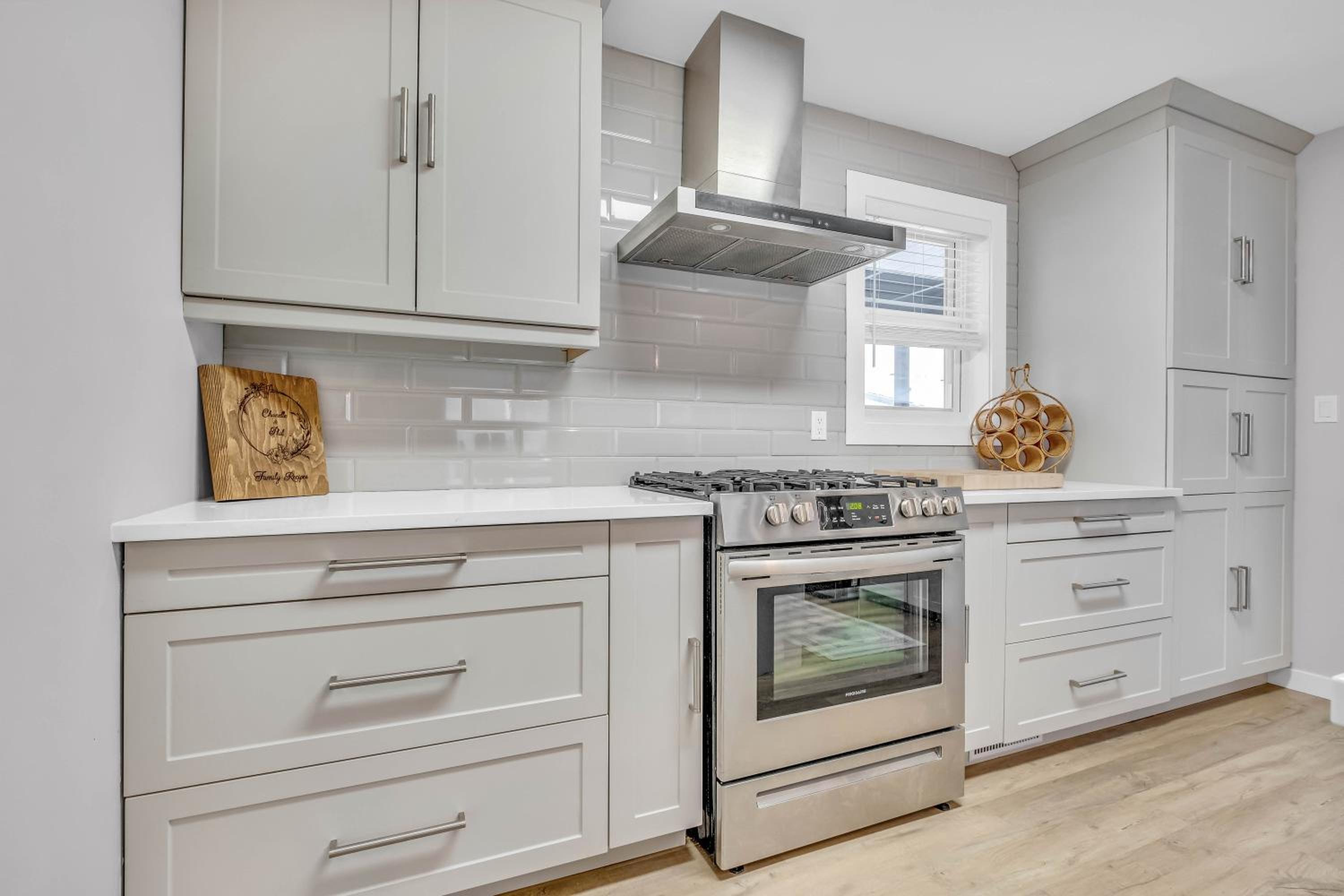 Cornwall Vacations - Cozy 4 Bedroom Home in Cornwall - Property Image 3