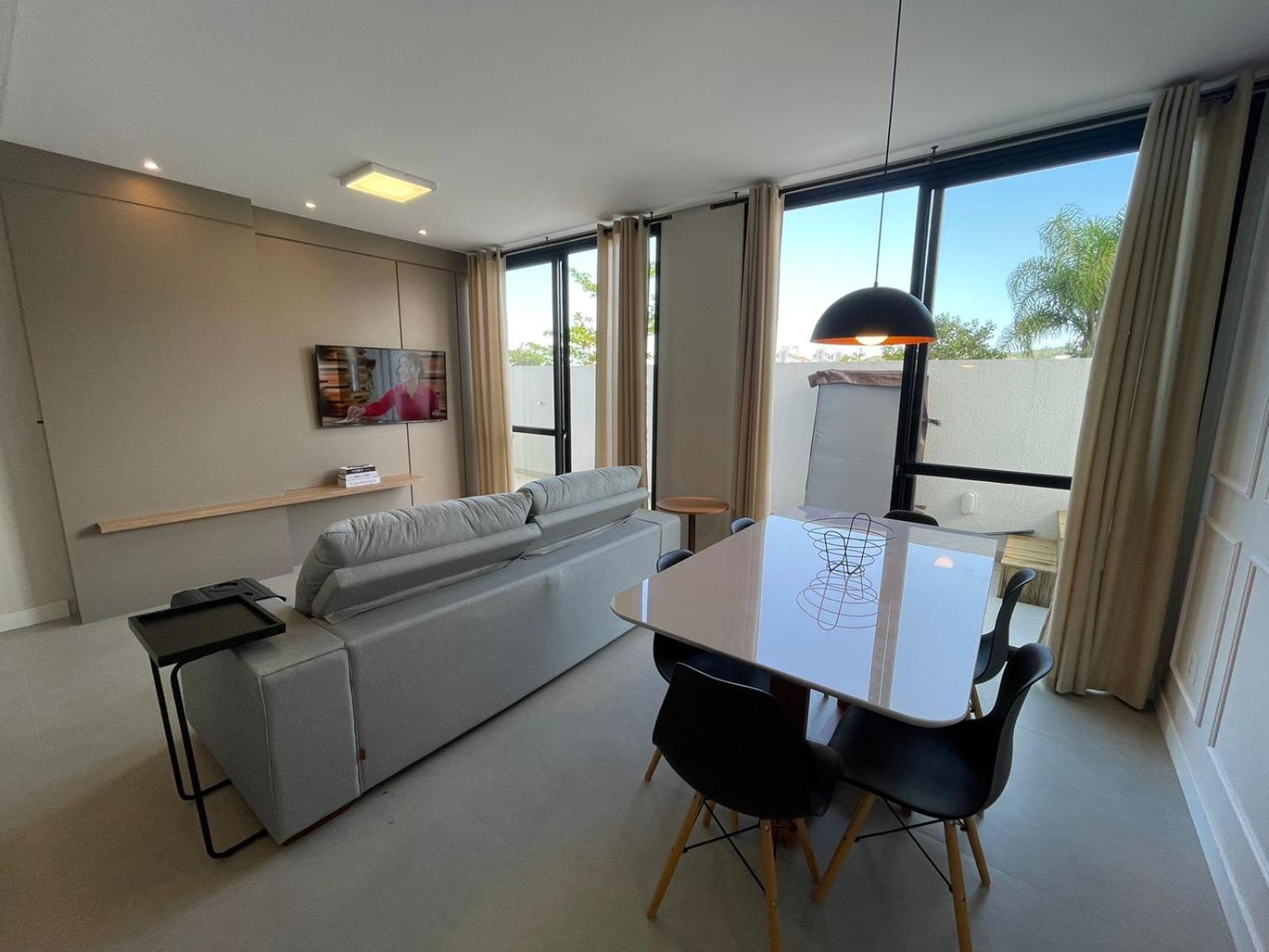 cód 141 - Apartamento térreo, com SPA