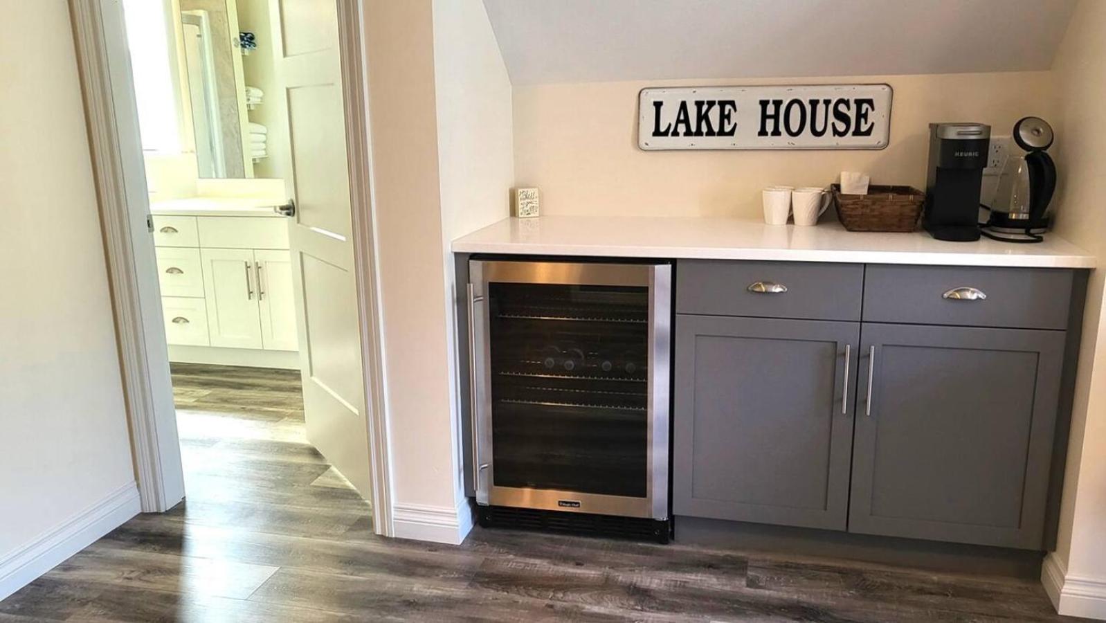 Large Modern Home At The Cottages #54