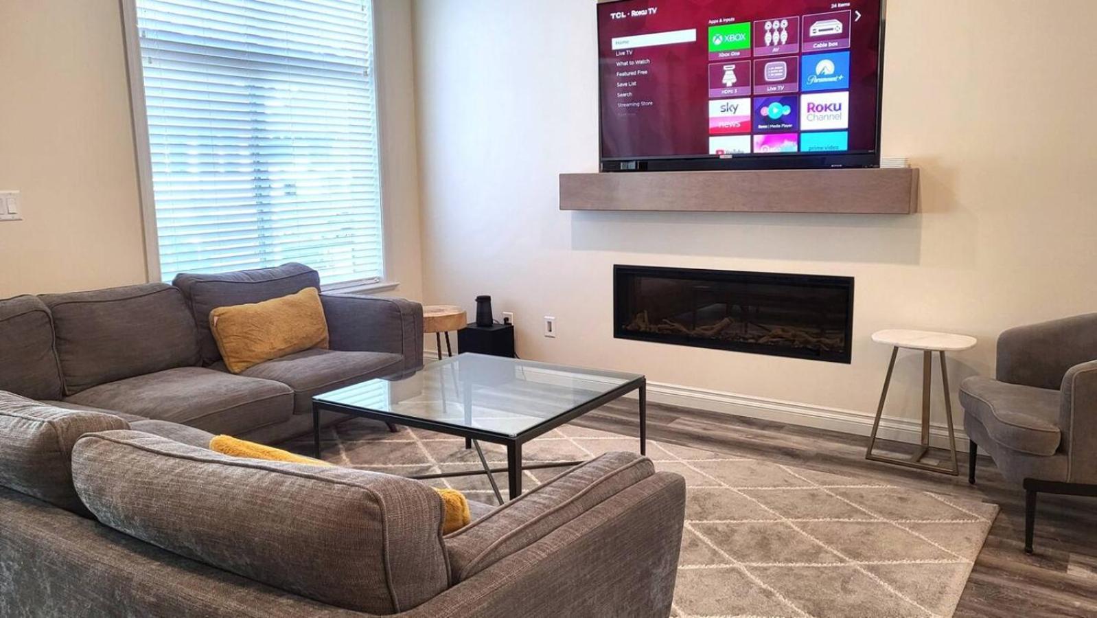 Large Modern Home At The Cottages #54