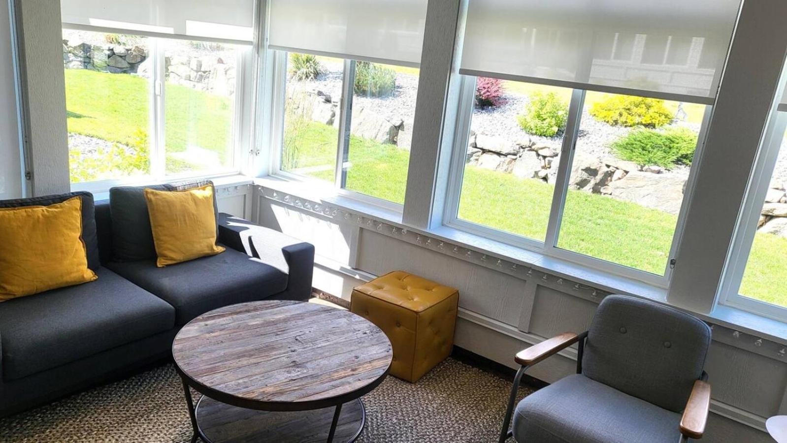 Large Modern Home At The Cottages #54