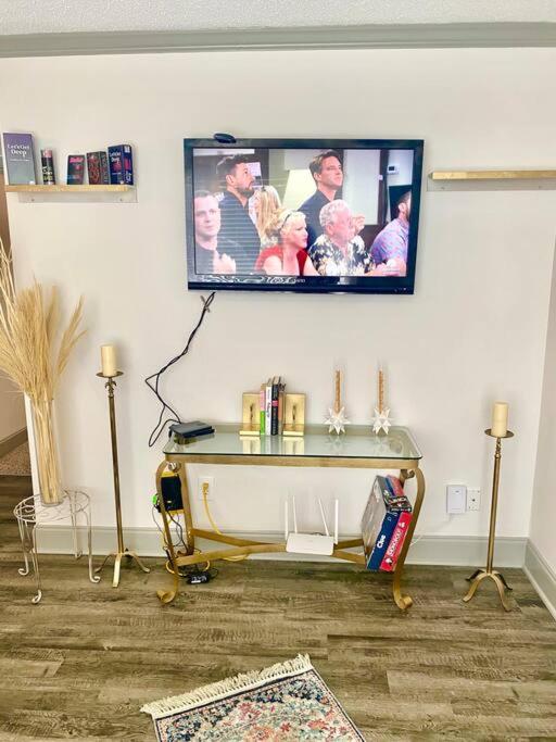 Birmingham Vacations - House of Peace - Property Image 2