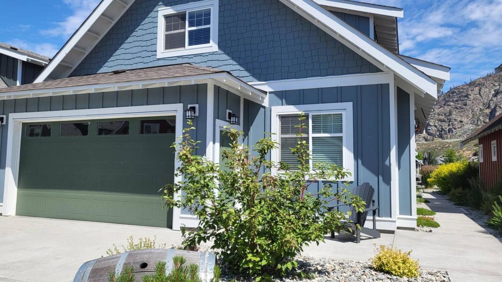 Sandy Cove Cottage - Steps From The Beach #70