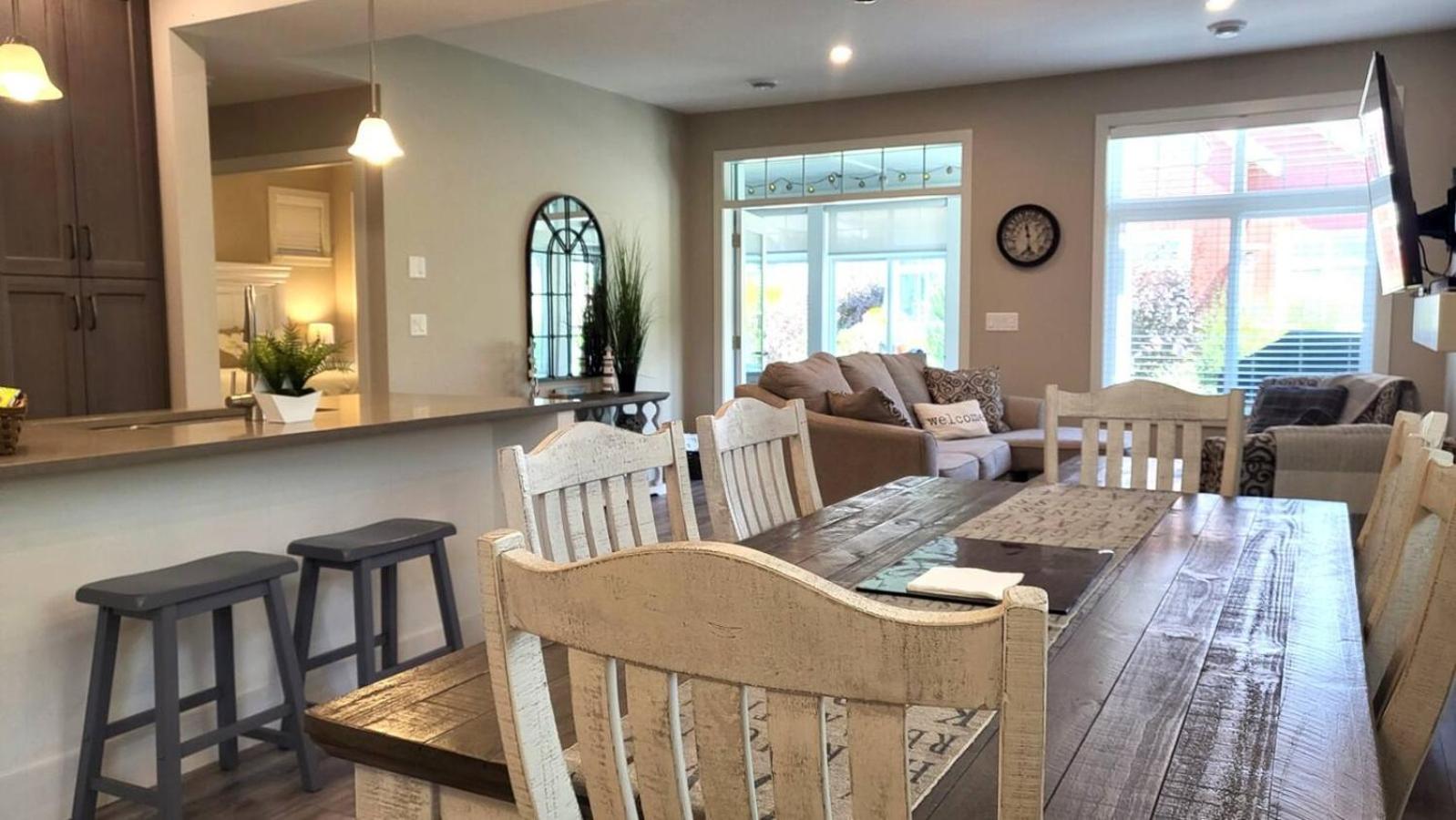 Sandy Cove Cottage - Steps From The Beach #70