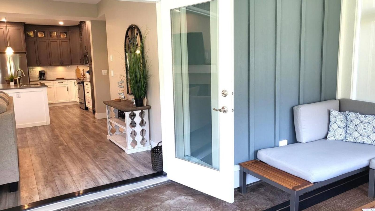 Sandy Cove Cottage - Steps From The Beach #70