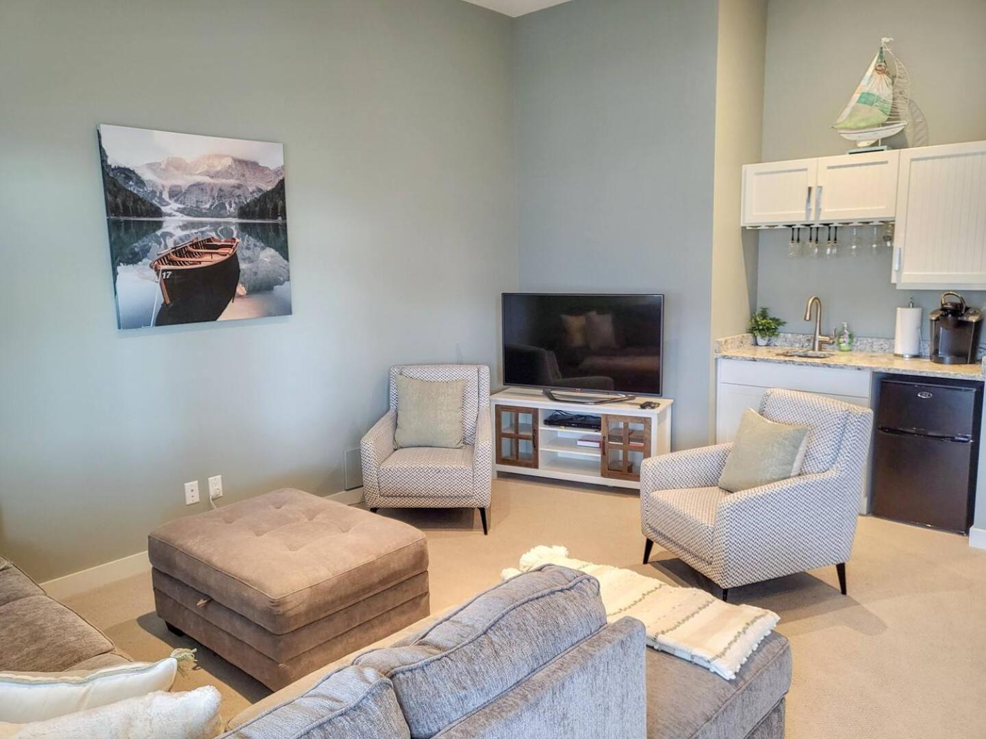 Beautiful Kismet View Cottage With Golf Cart 188