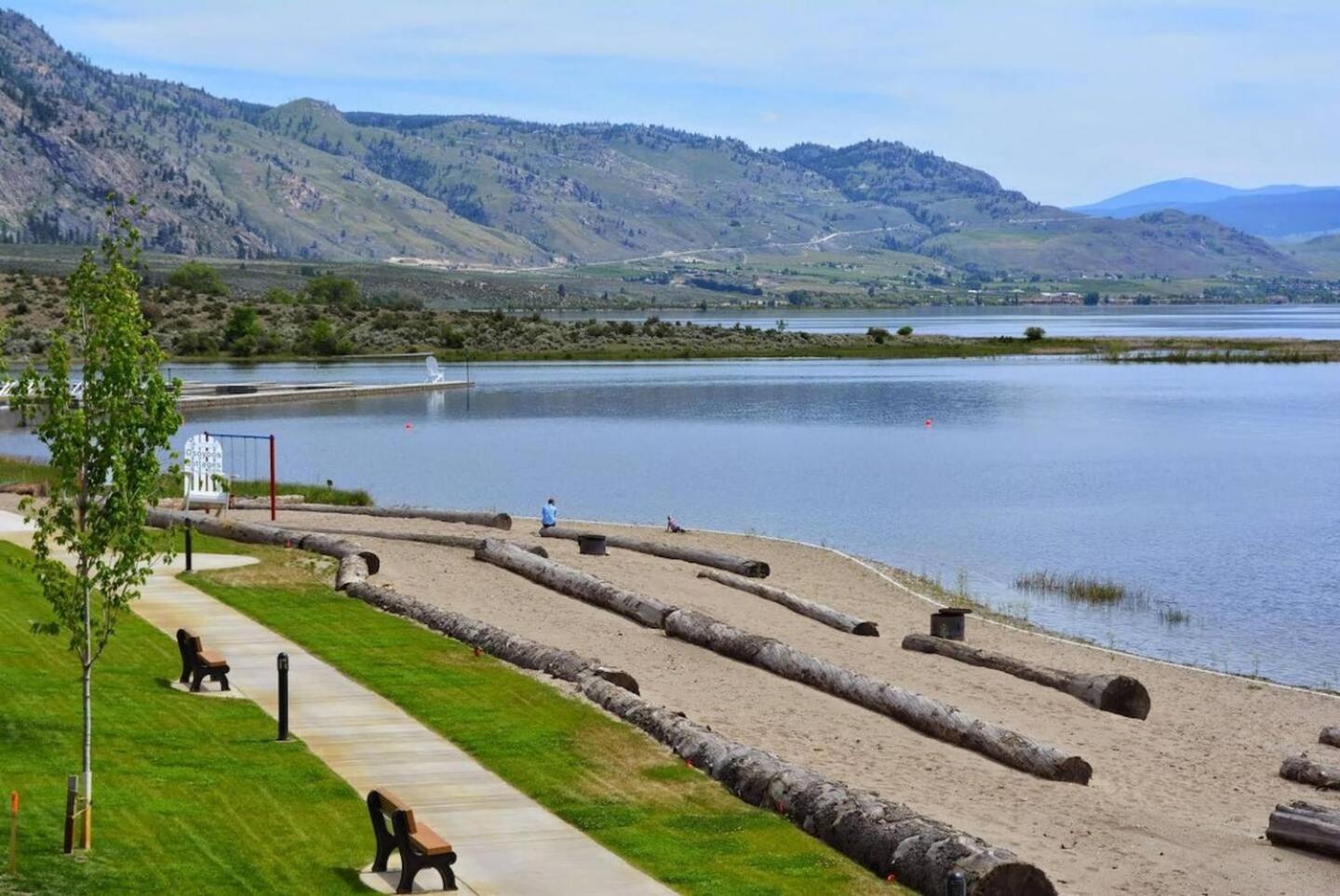 Sunrock Meadow Cottage On Osoyoos Lake