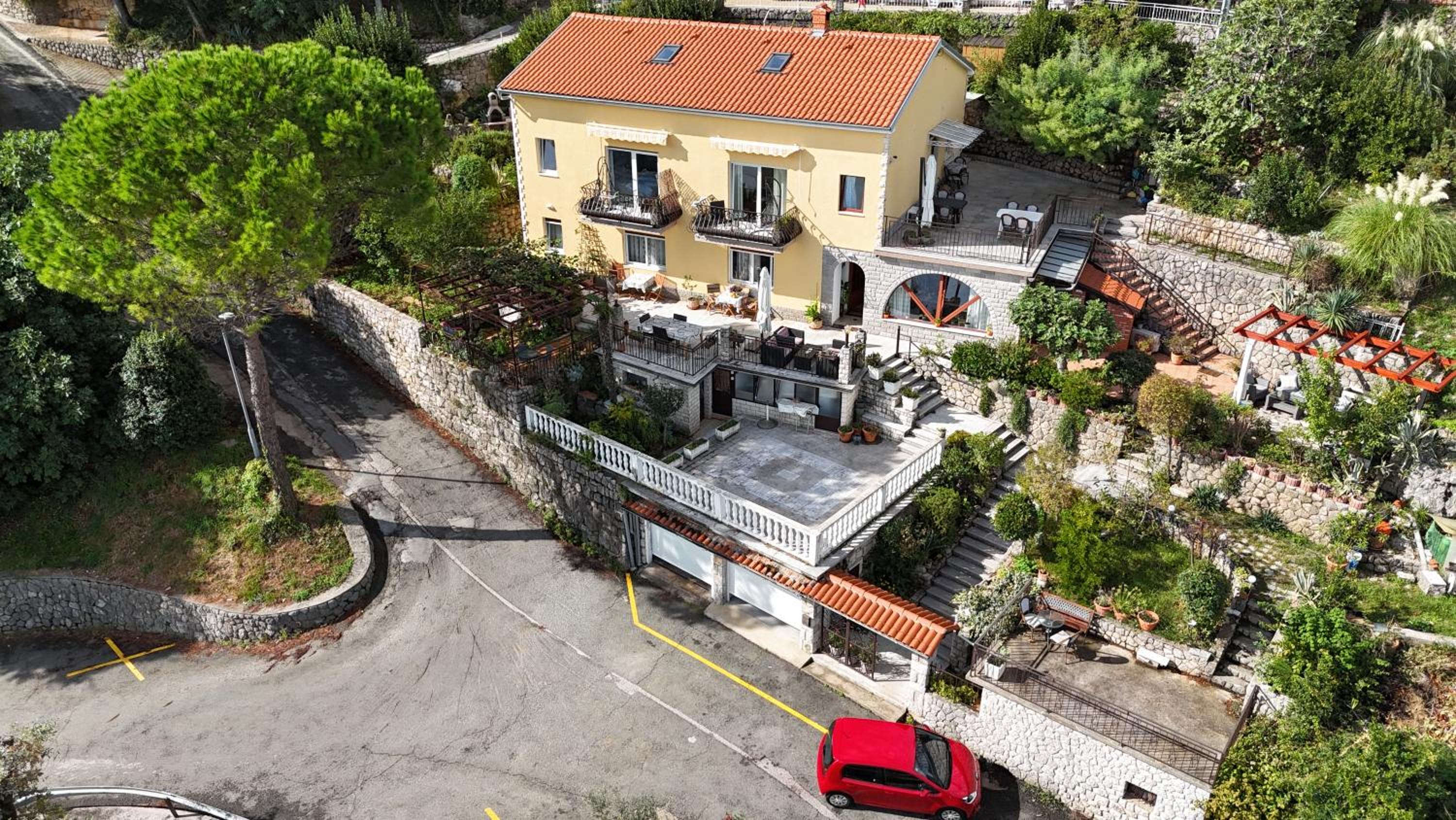 House Vali