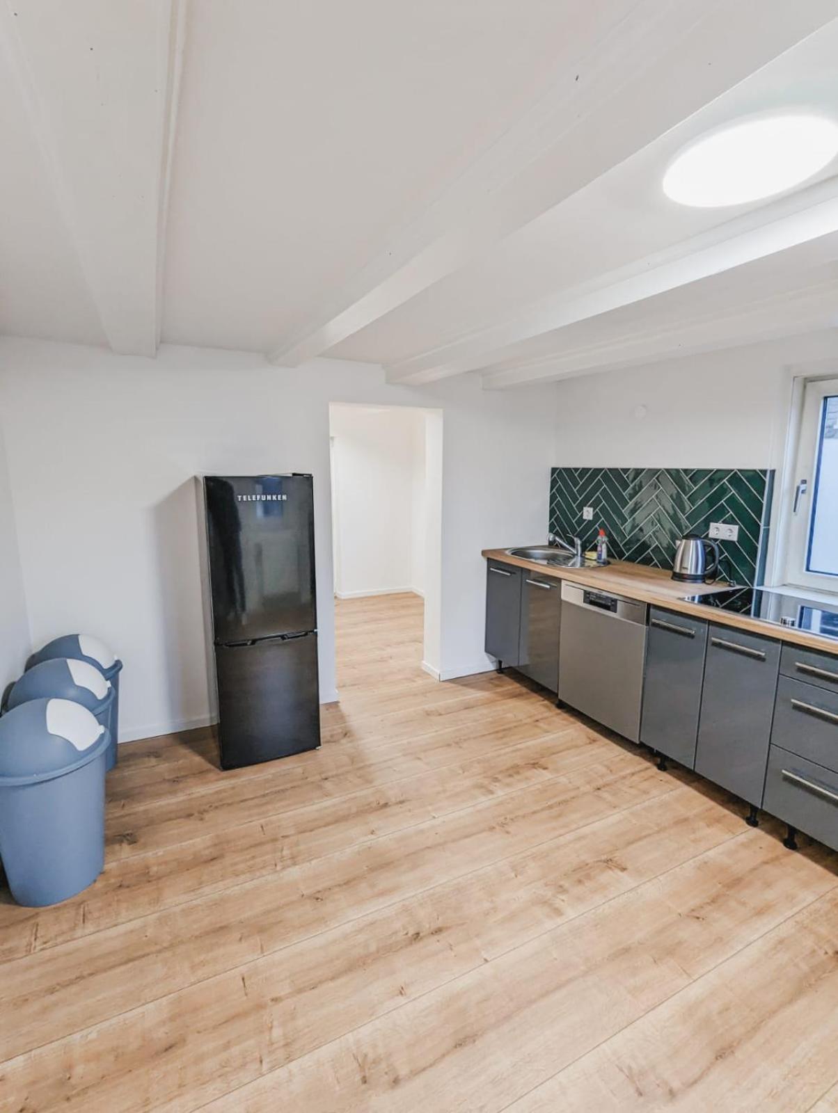 Waldtraum Lodge Winterberg für 10 Personen mit Garten und Grill