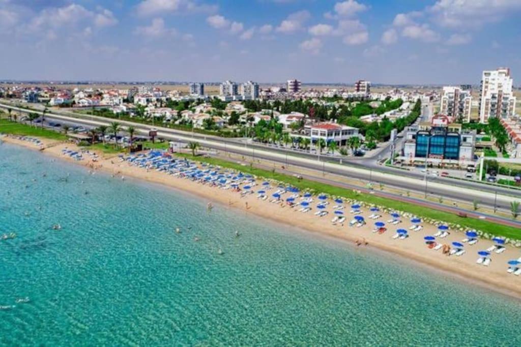 The Aqua Marine Flat