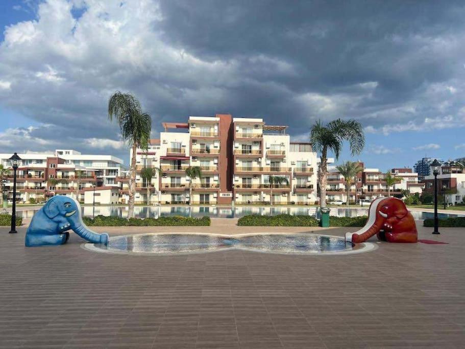 The Aqua Marine Flat