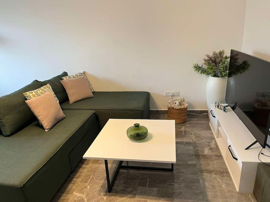 The Aqua Marine Flat