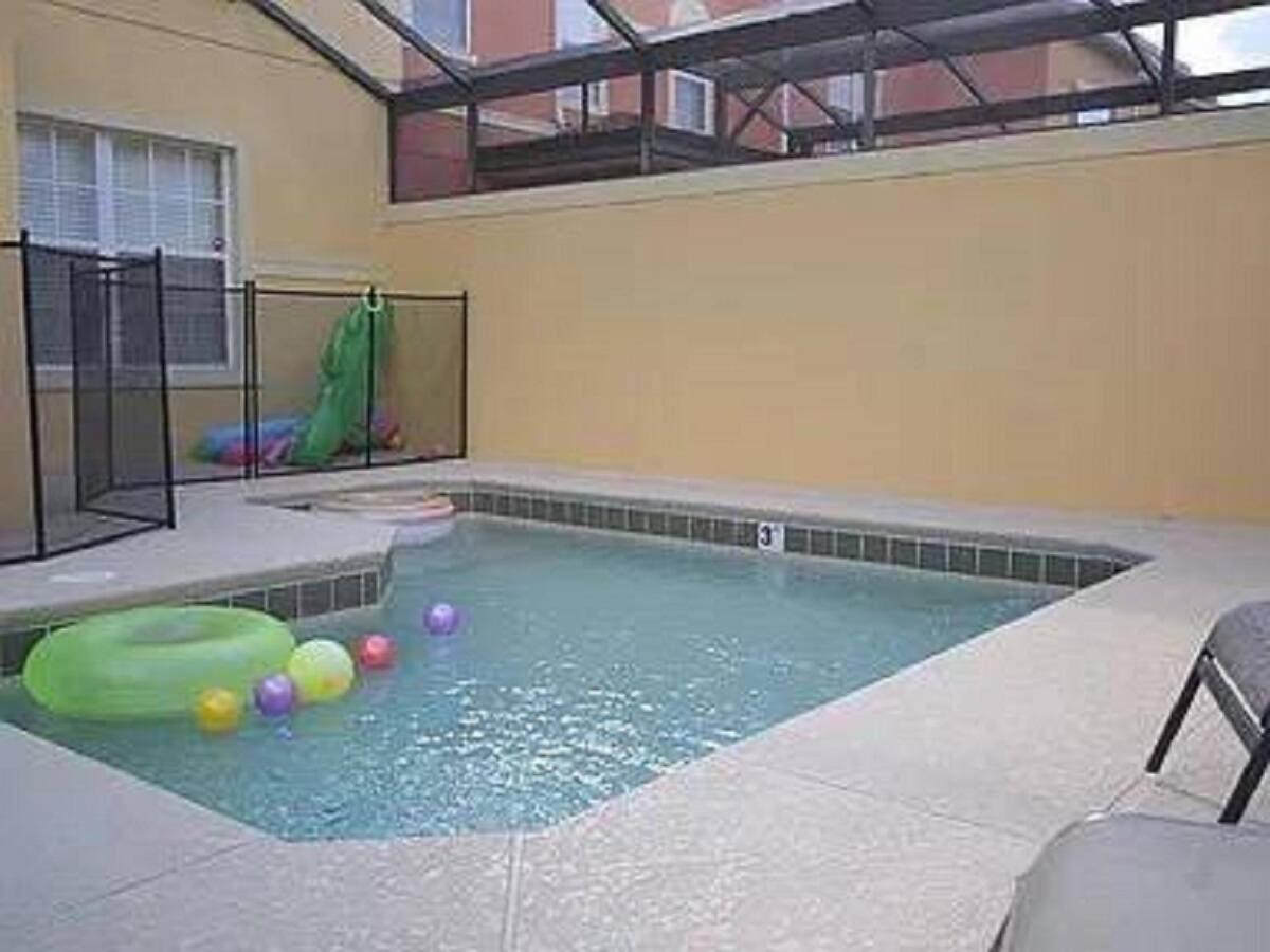 Home Watch - Lovely Townhome 4BD3BA at Paradise Palms PP8955 view 2