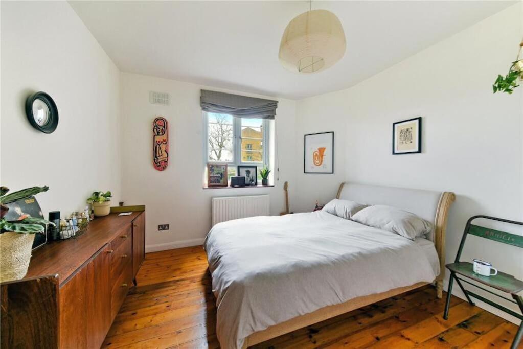 5 Bedrooms House in King's Cross