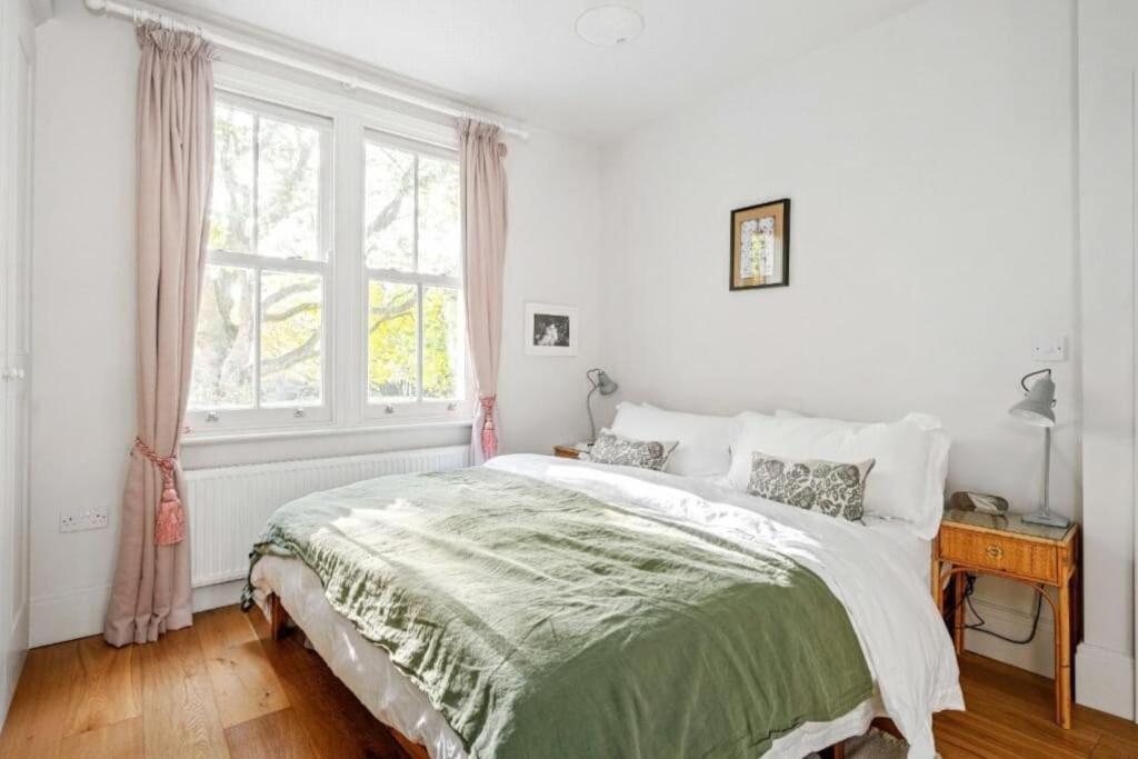 5 Bedrooms House in King's Cross