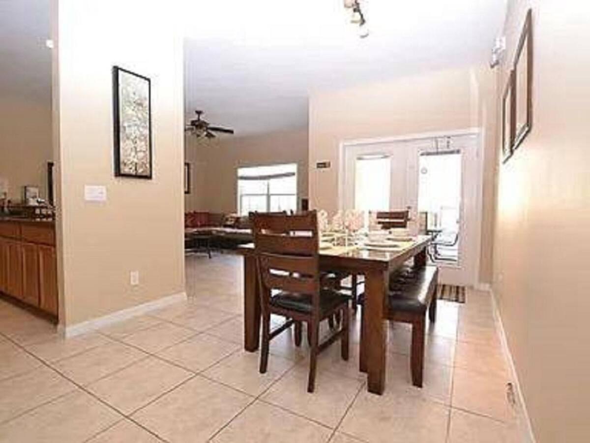 Home Watch - Lovely Townhome 4BD3BA at Paradise Palms PP8955 view 5