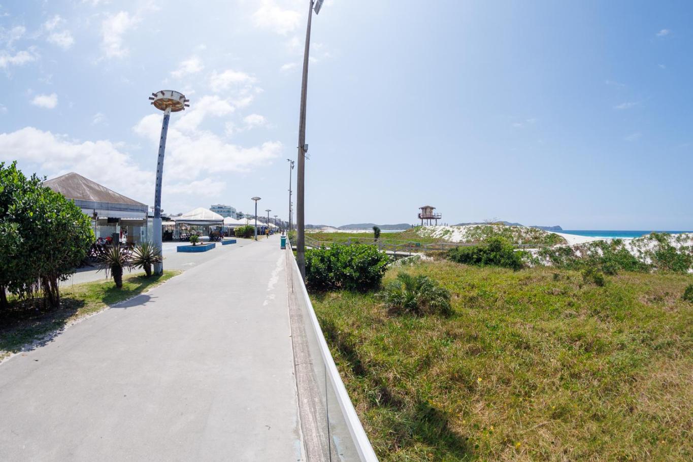 Apto c WiFi e churrasqueira 150m da Praia do Forte