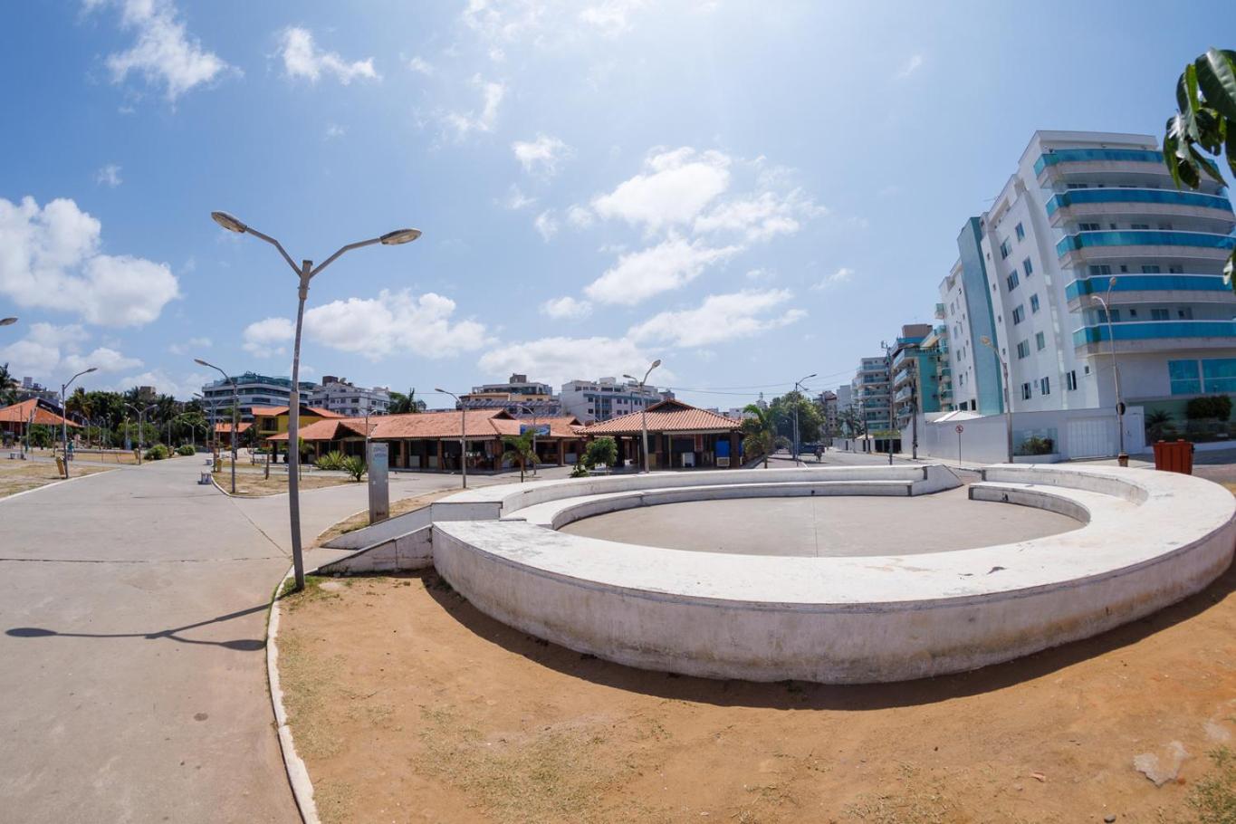 Apto c WiFi e churrasqueira 150m da Praia do Forte