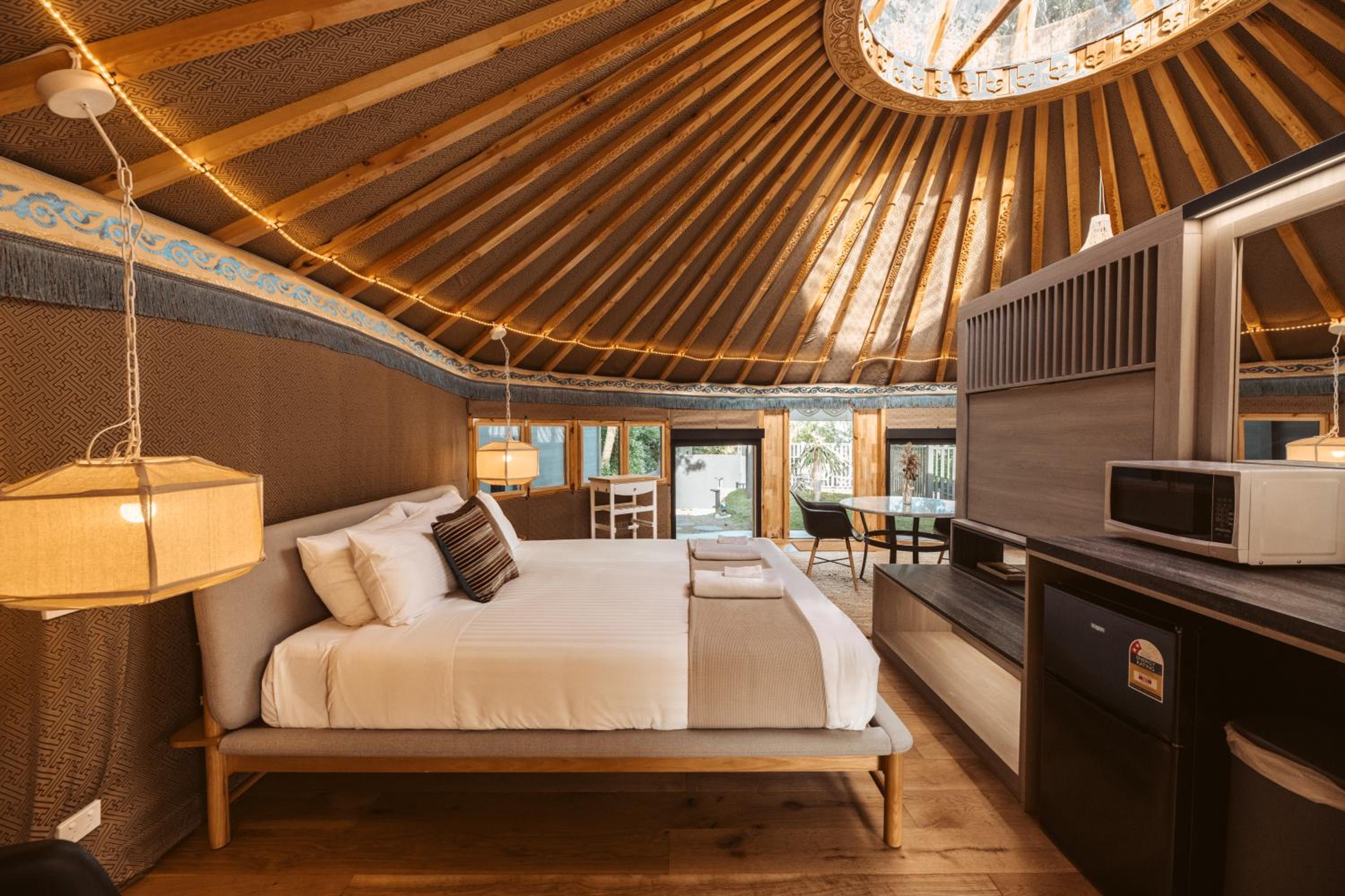 Warburton Stays Everybody's Yurt
