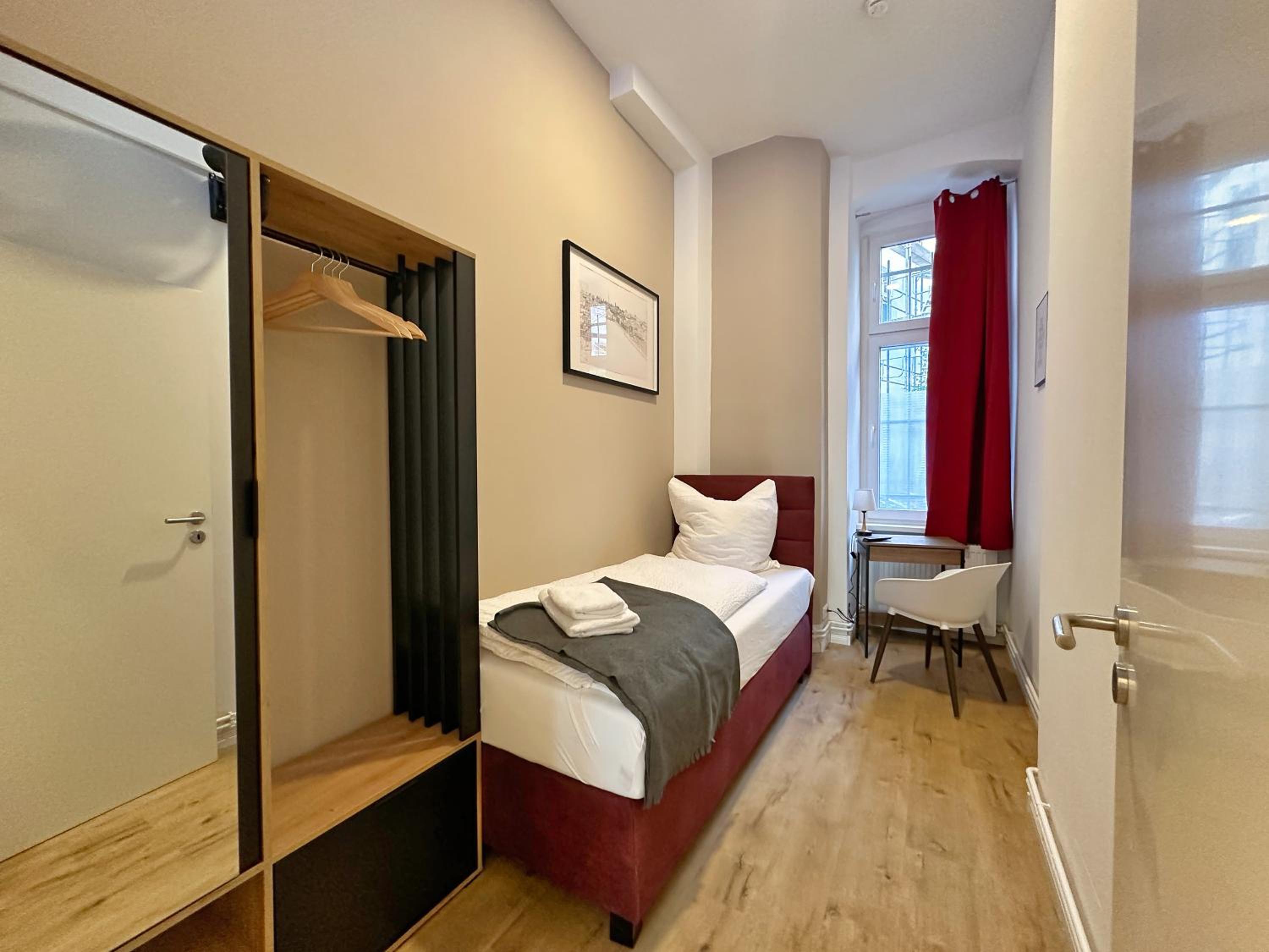 fairAPART 5 rooms, 2 baths, 120sq m Prenzlauer Berg