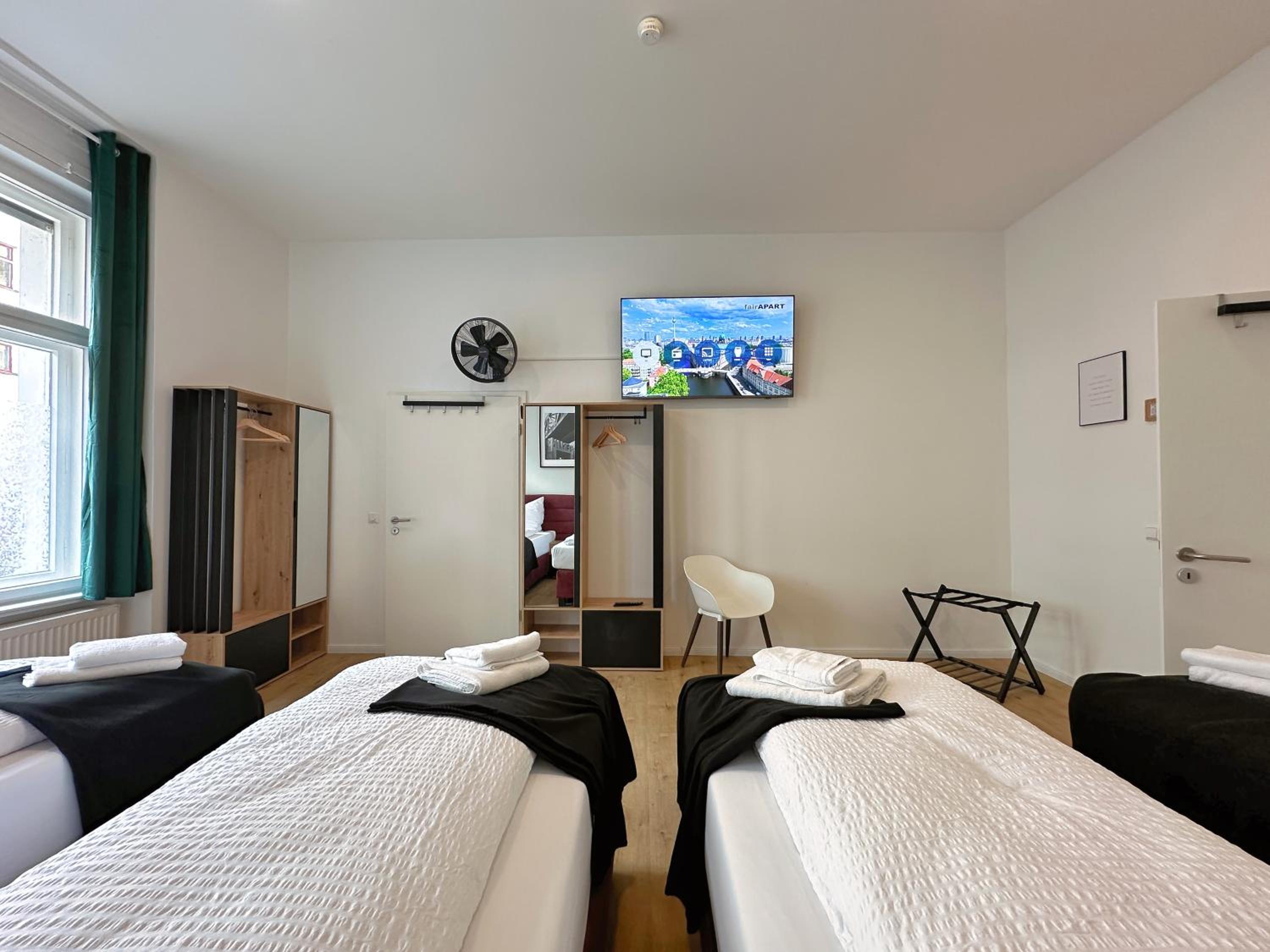 fairAPART 5 rooms, 2 baths, 120sq m Prenzlauer Berg