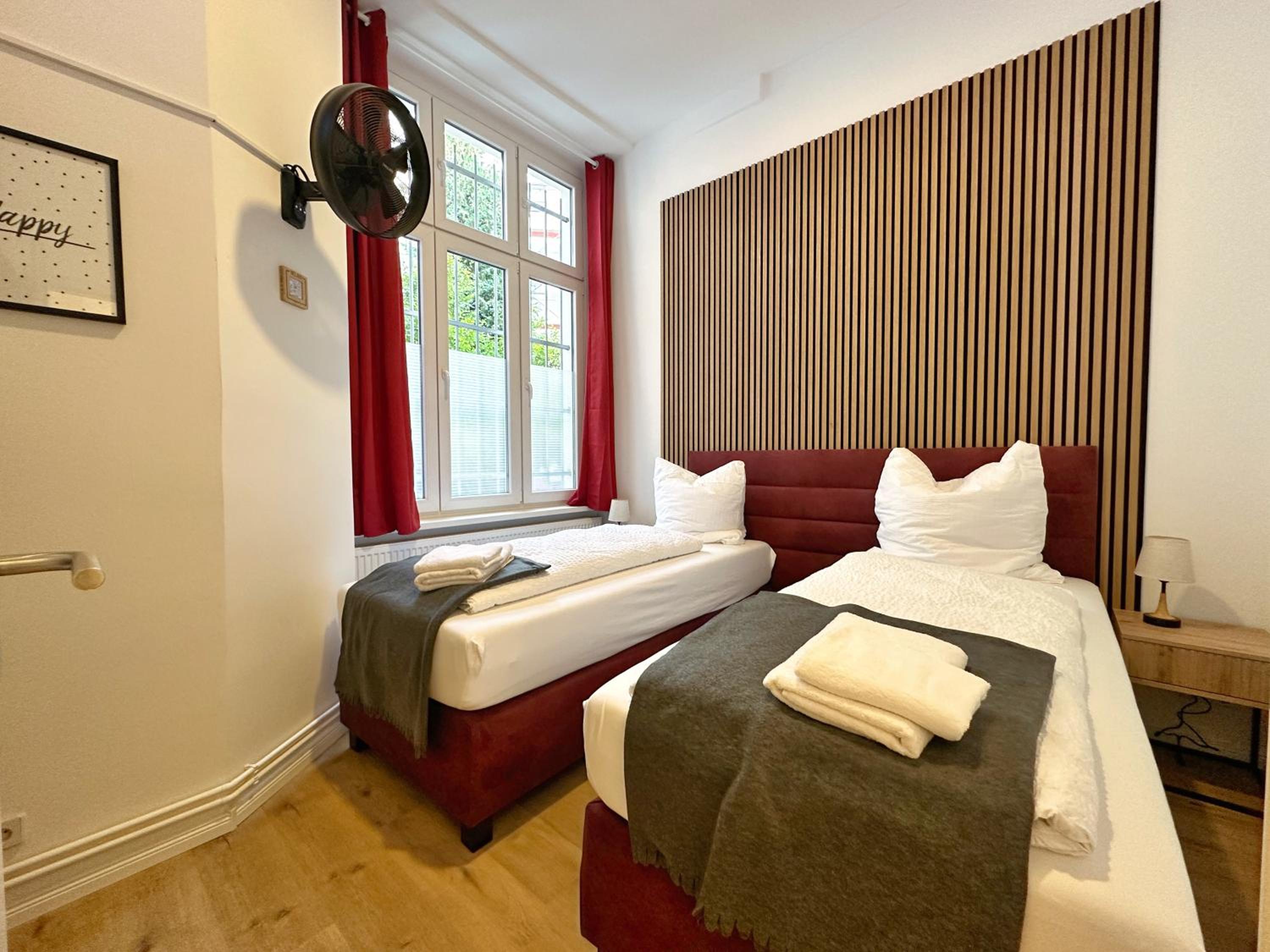 fairAPART 5 rooms, 2 baths, 120sq m Prenzlauer Berg