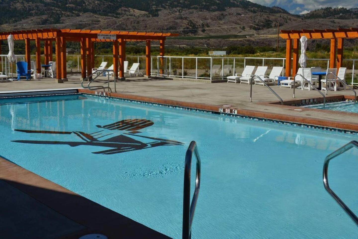 Sunrock Meadow Cottage On Osoyoos Lake