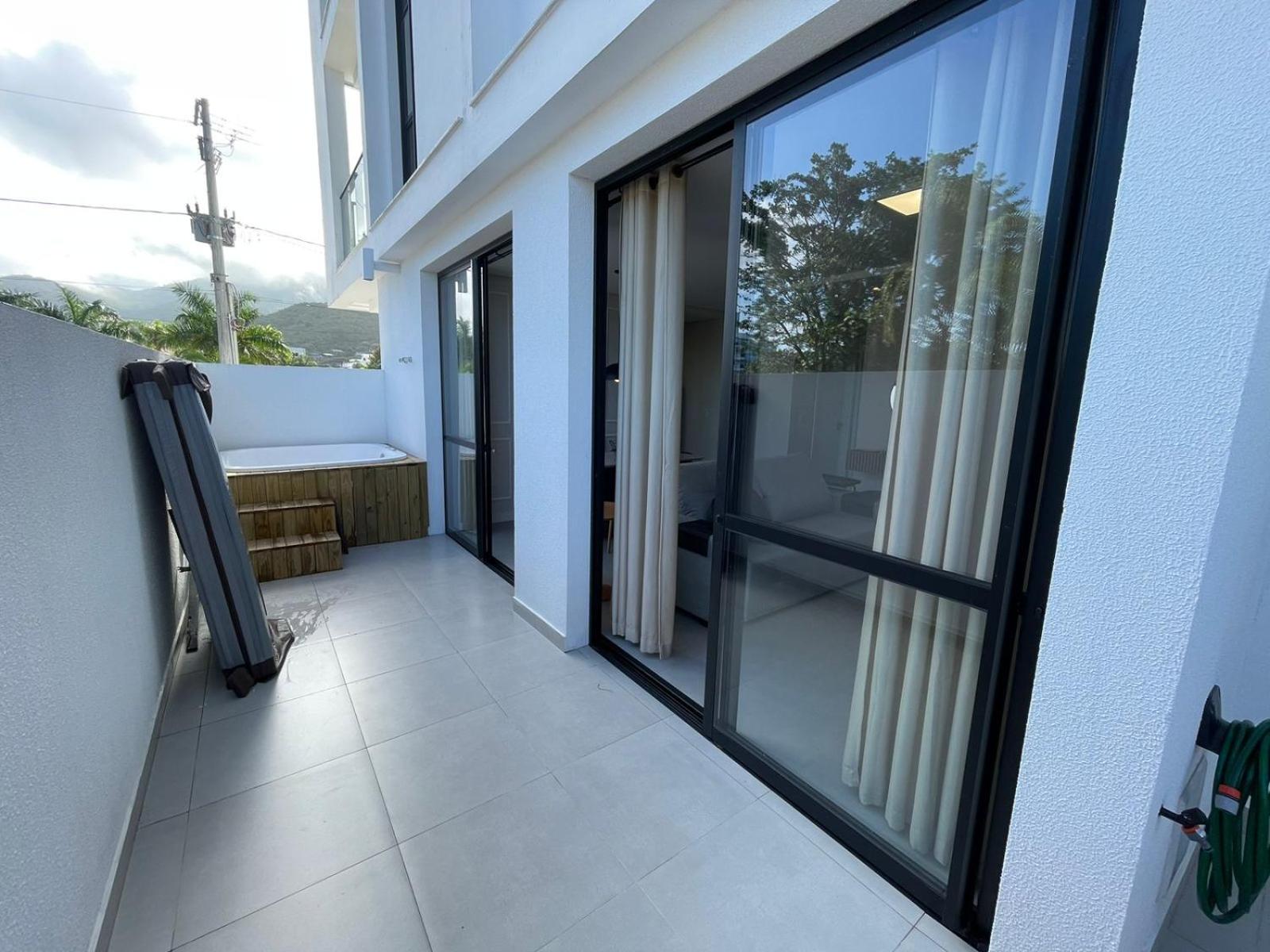 cód 141 - Apartamento térreo, com SPA