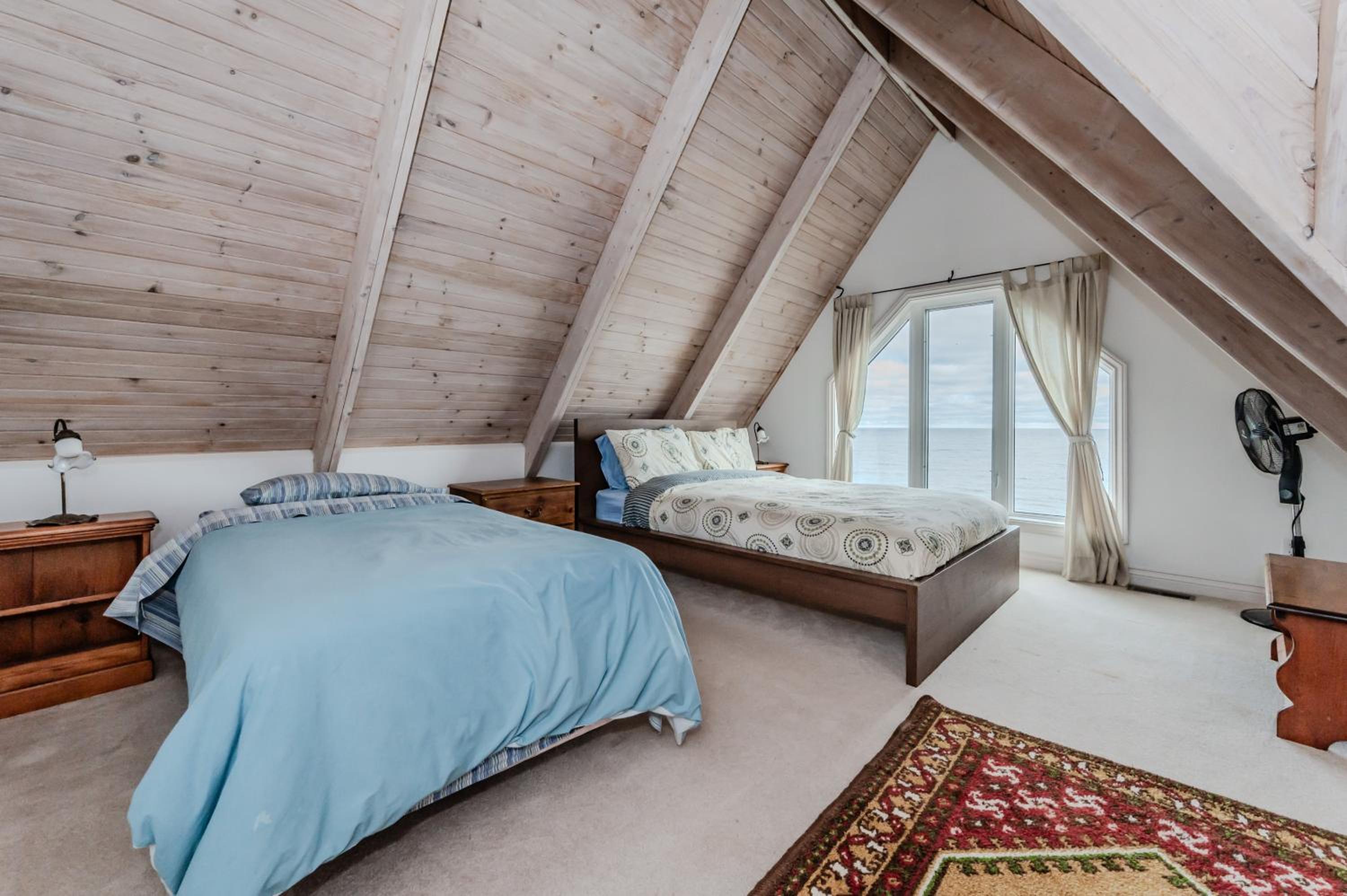Private Waterfront Escape
