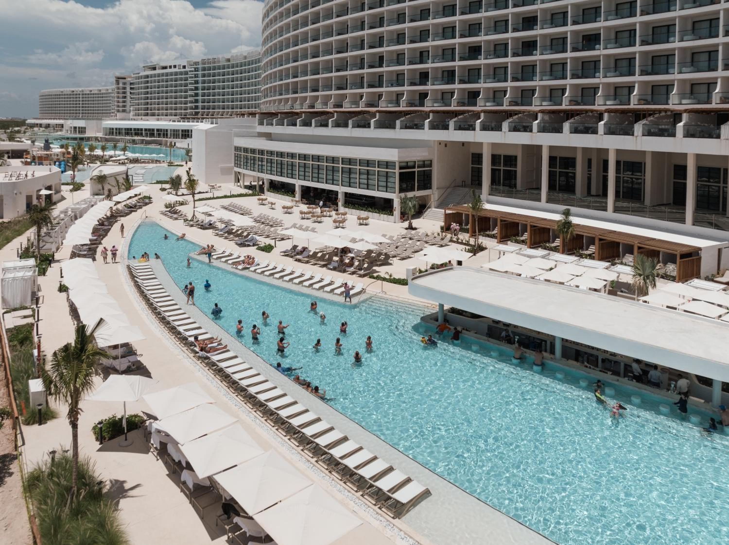 AVA Resort Cancun - All Inclusive