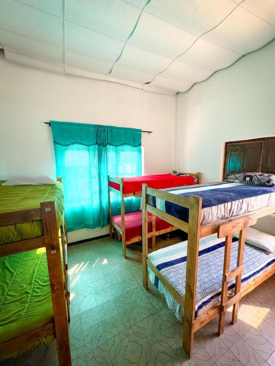 Casa Nuestra Hostal