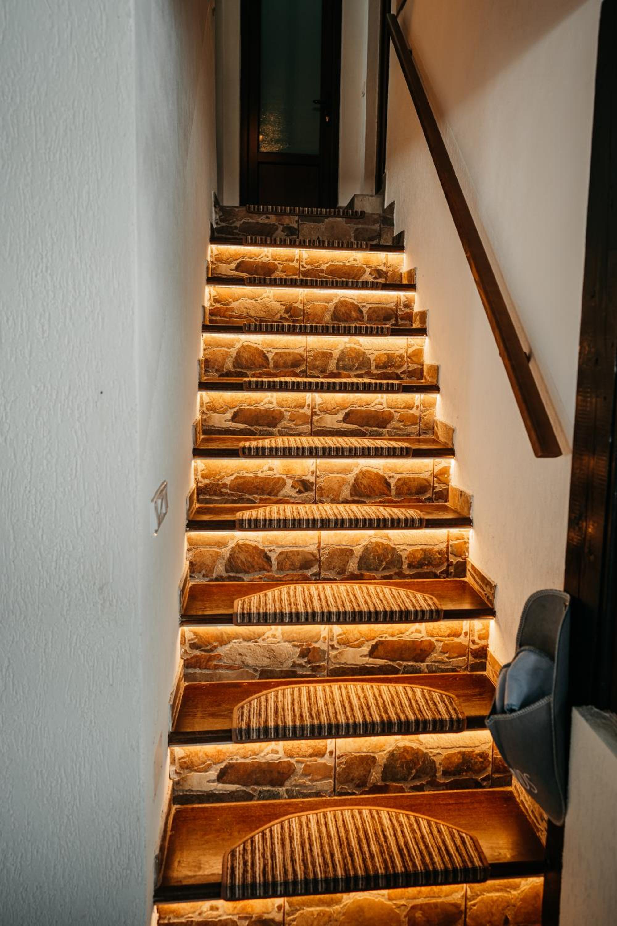 Photo 45