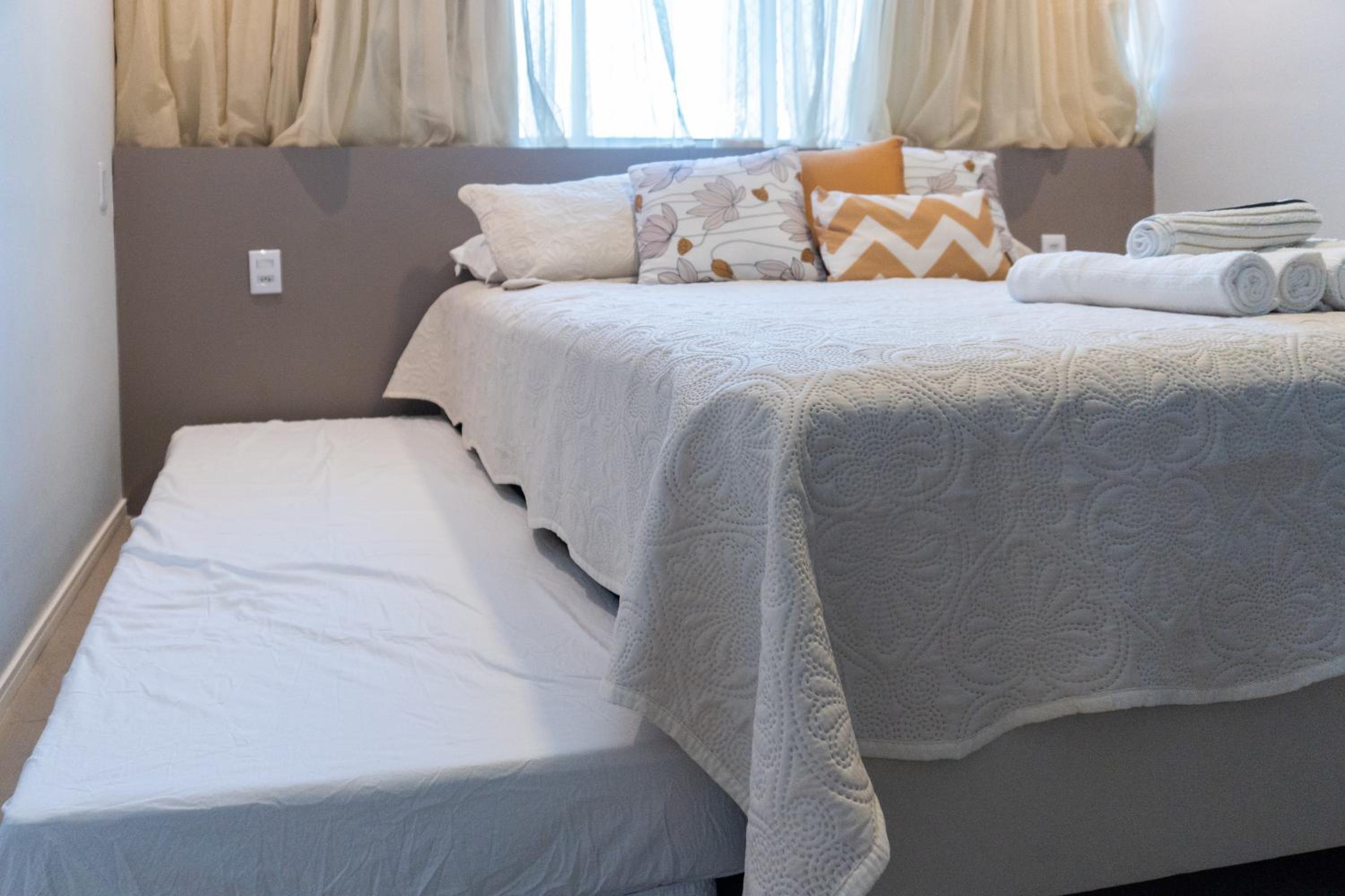 Flat Quarto e Sala, 400 metros da Praia de Boa Viagem, com Piscina, Wi-Fi 220Mbps