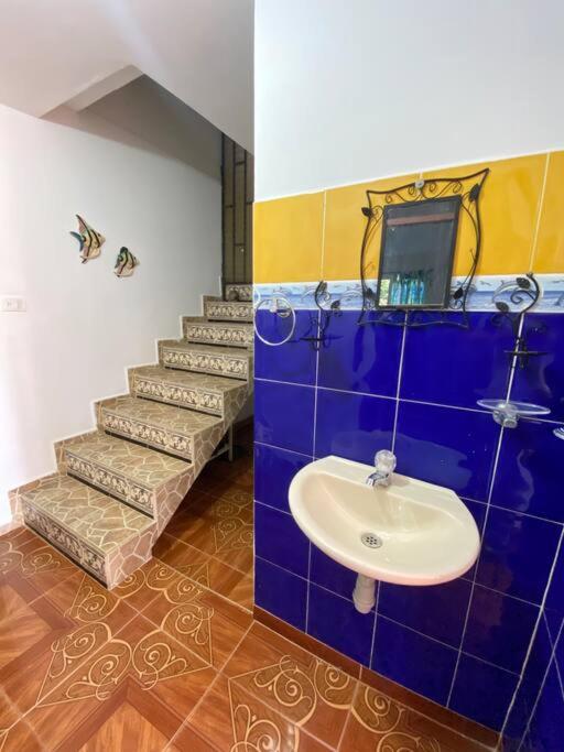 Finca con piscina balcón cerca al rio san rafael