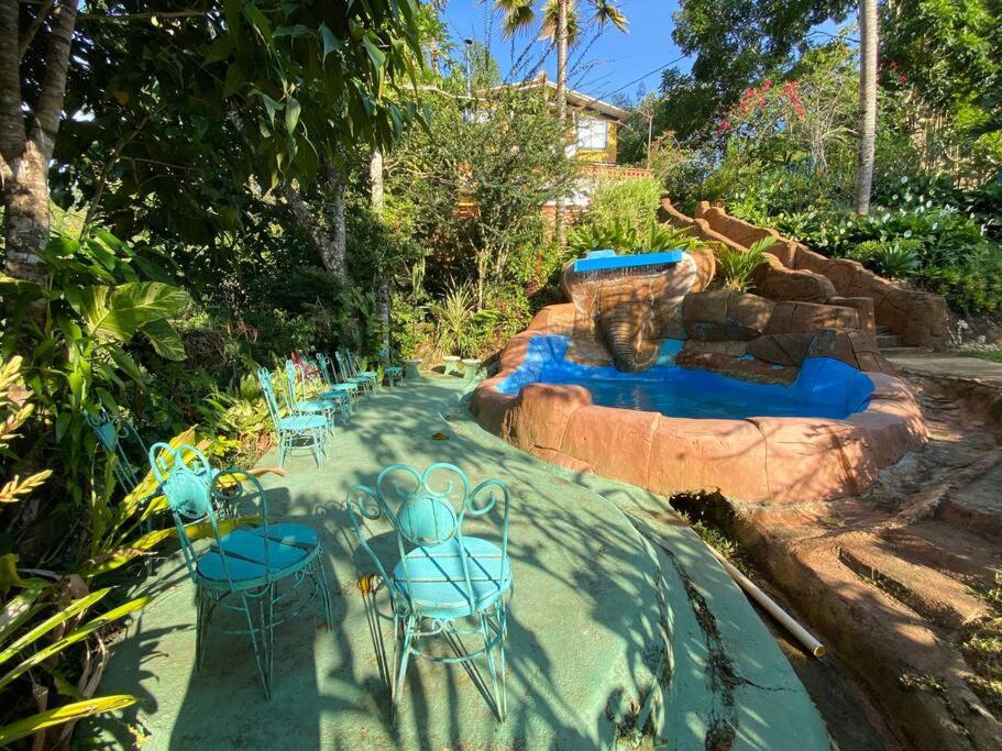 Finca con piscina balcón cerca al rio san rafael