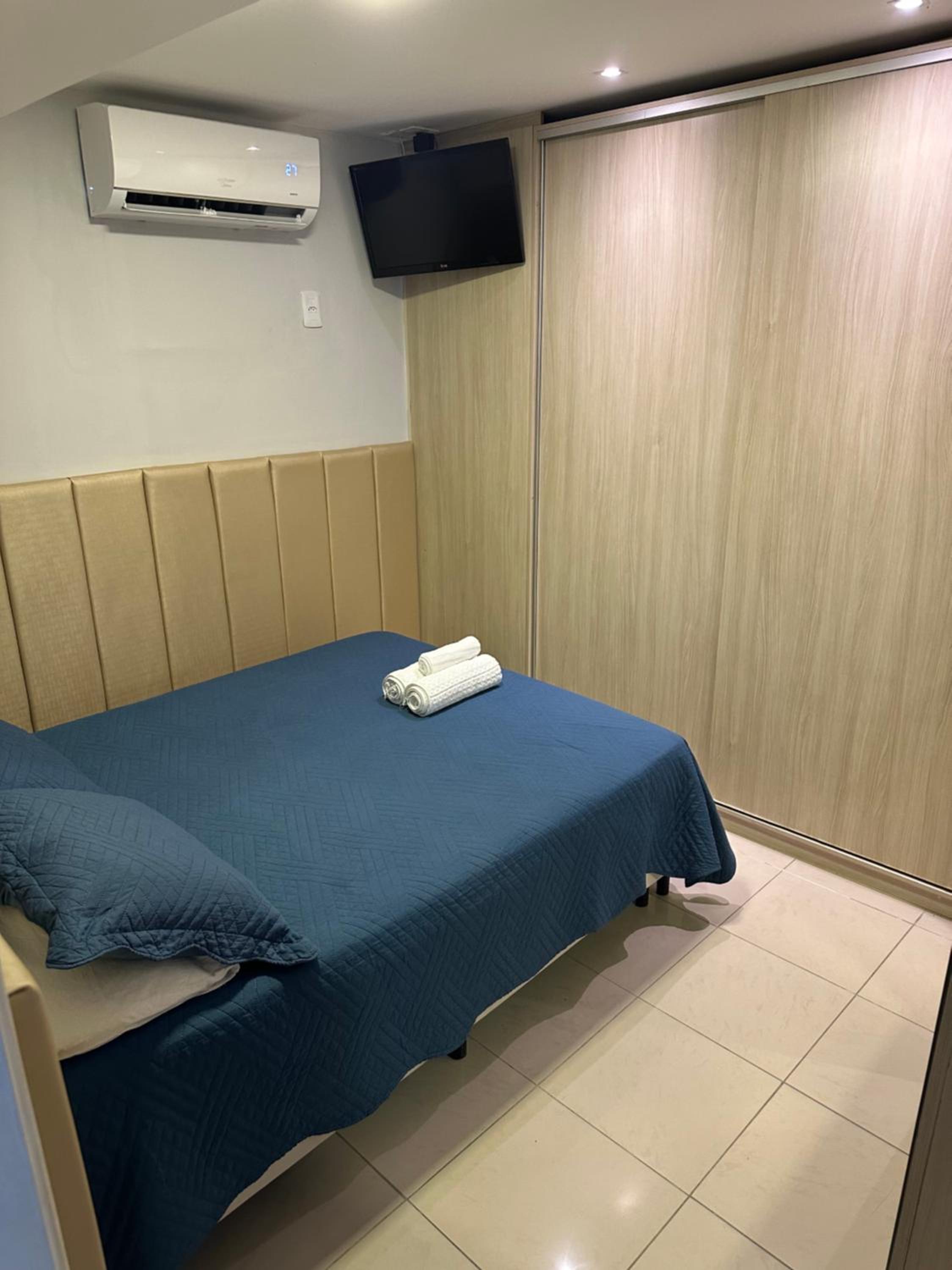Flat Quarto e Sala, 400 metros da Praia de Boa Viagem, com Piscina, Wi-Fi 220Mbps