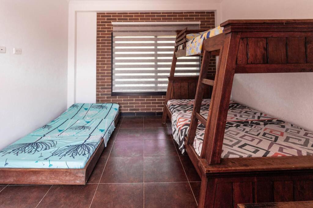 Casa con piscina privada, El Higuerón, Nocaima