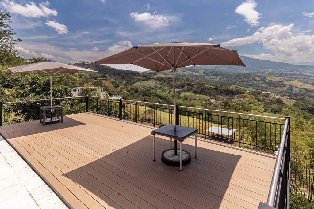 Casa con piscina privada, El Higuerón, Nocaima