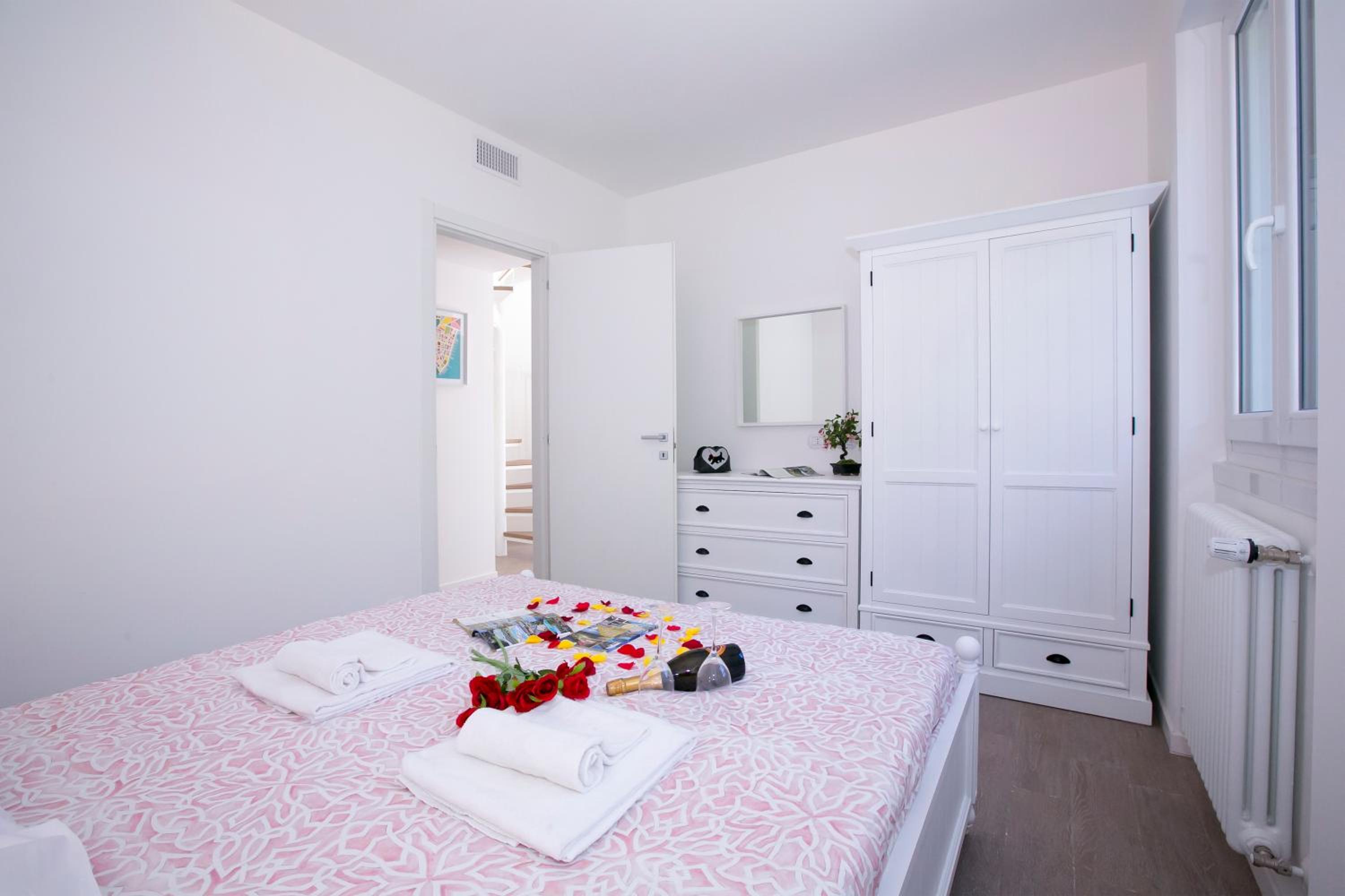 Casa Laura Apt. 6 en Menaggio — bedroom