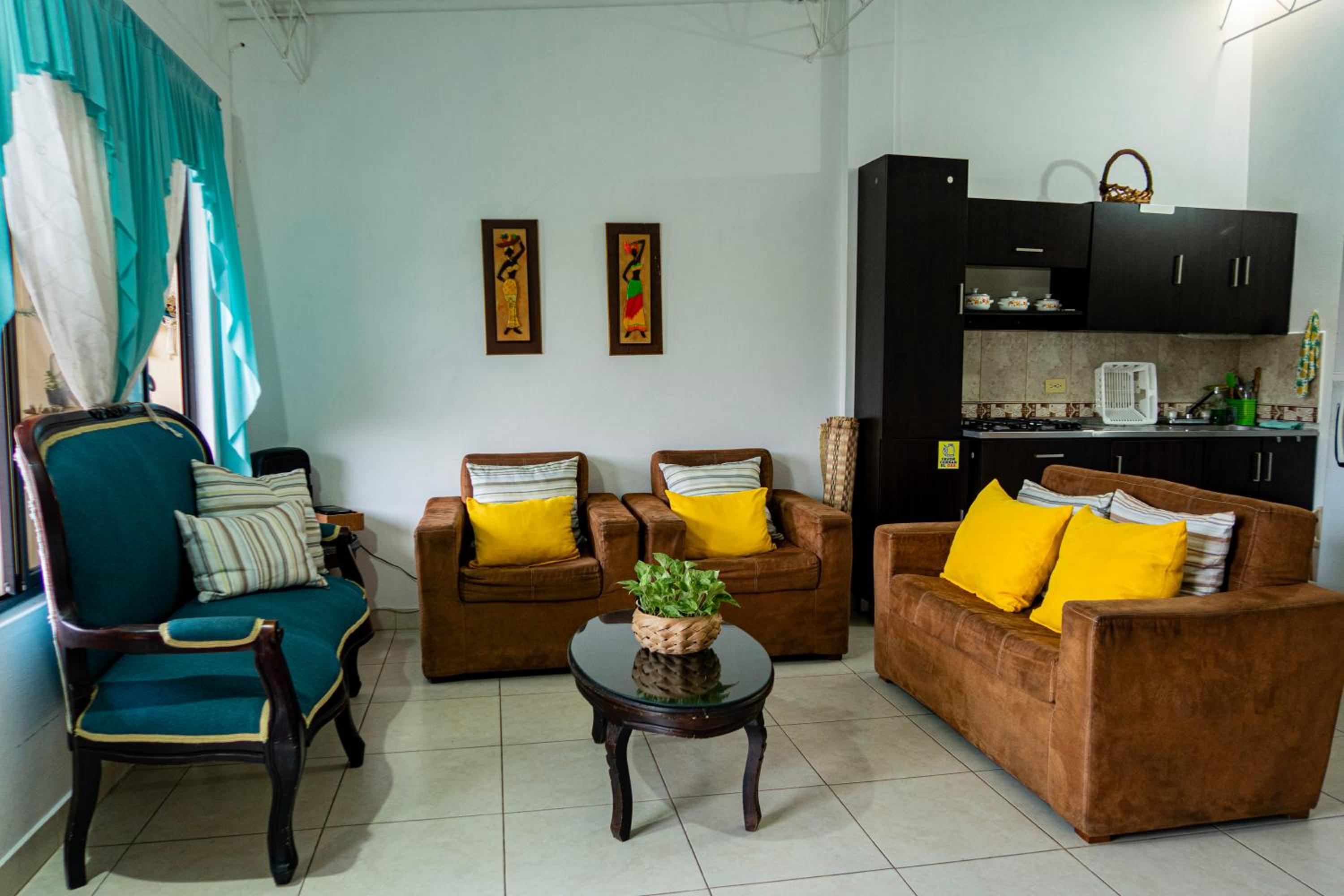 Apartamentos Centrales y Equipados con Wifi Cerca al Parque San Rafael