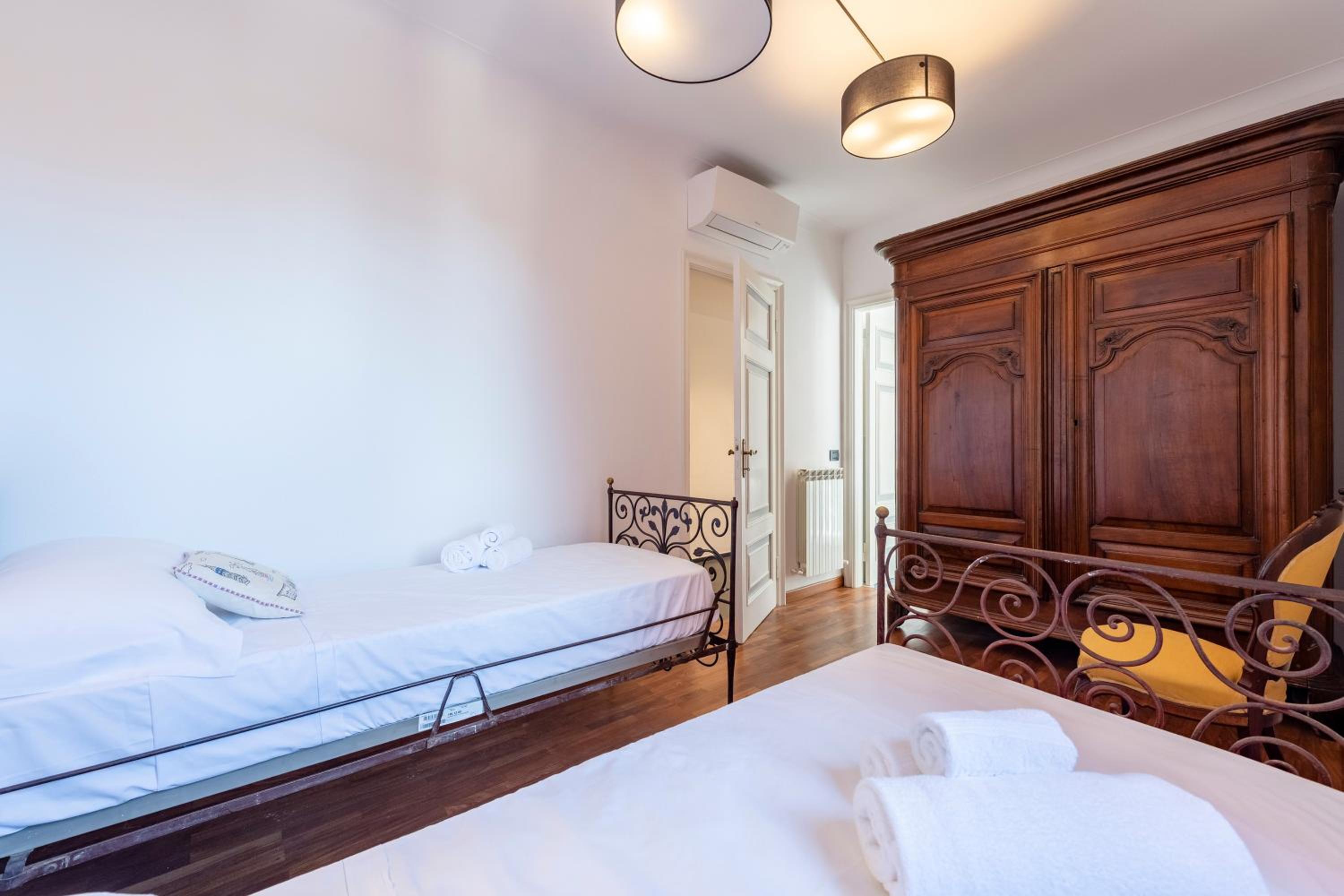 Charming Flat Sestri Levante - Happy Rentals view 3